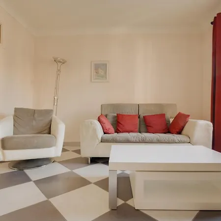 Charming Flat In The Middle Of Appartement Nice